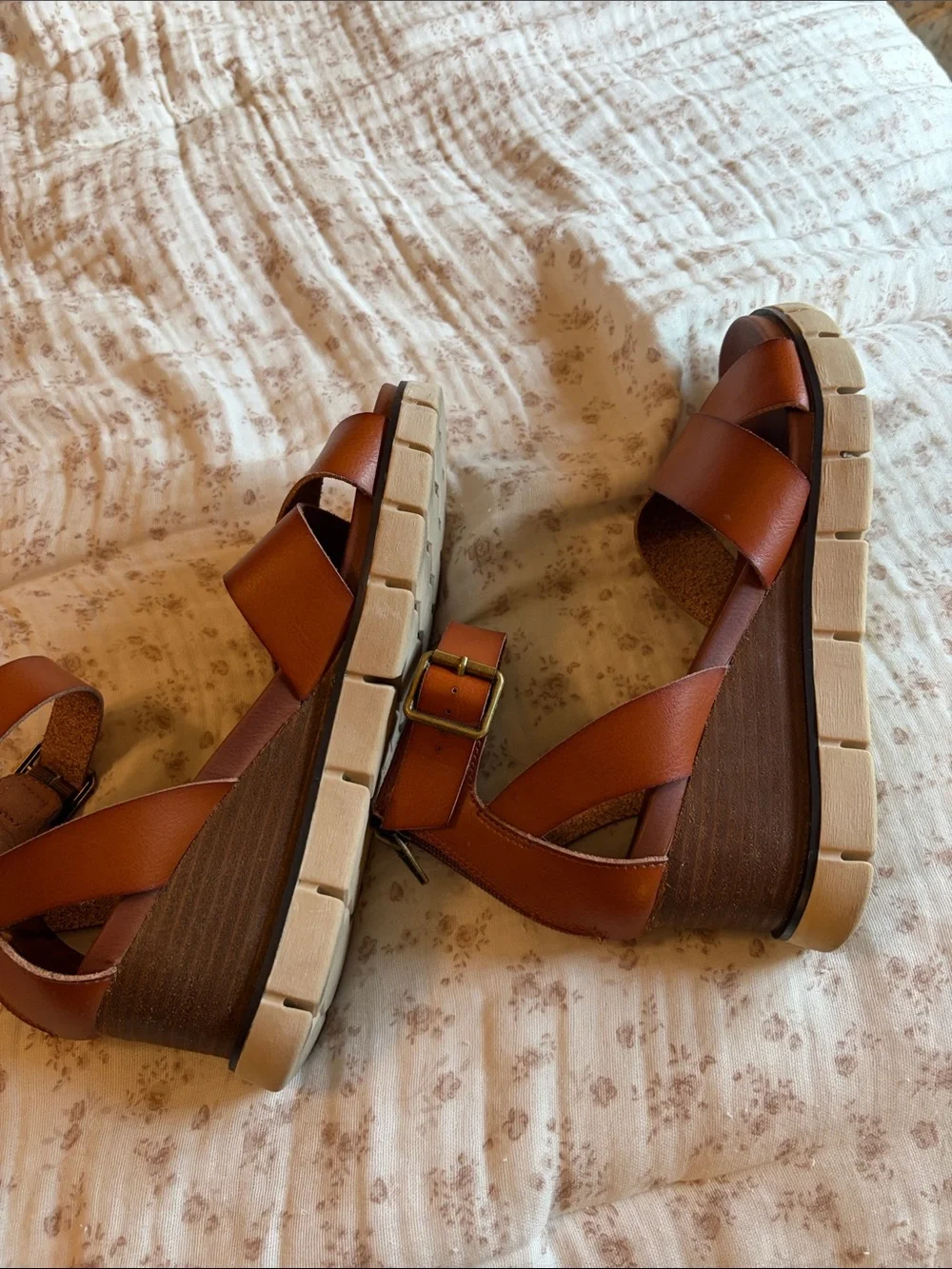 MIA stylish wedge